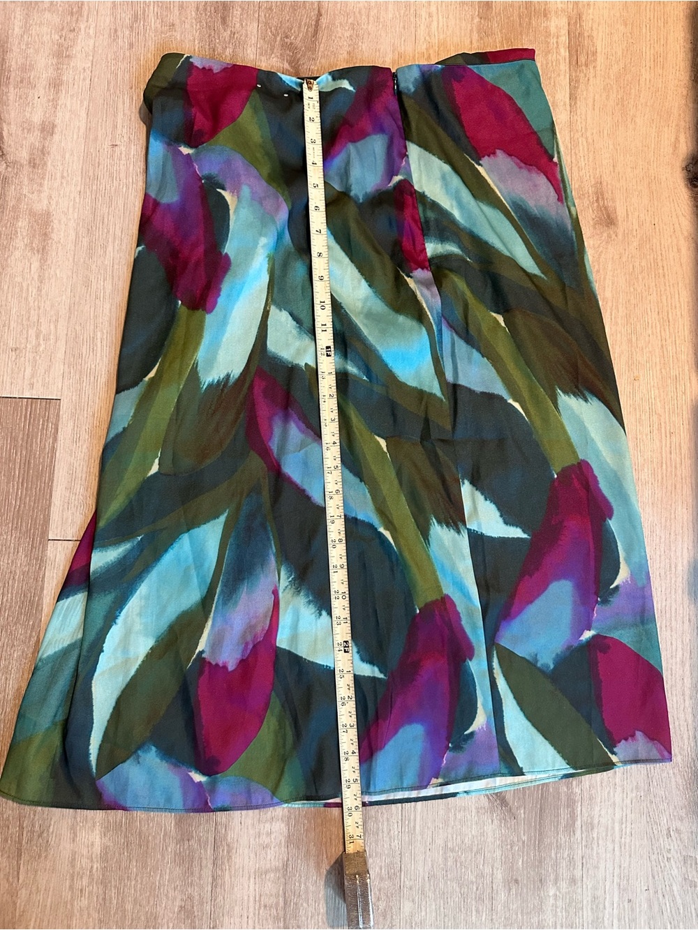 banana republic silky crepe sarong midi skirt - Picture 7 of 7